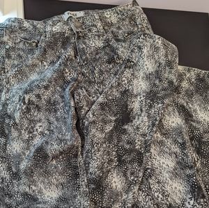 PAIGE Verdugo Ultra Skinny size 27